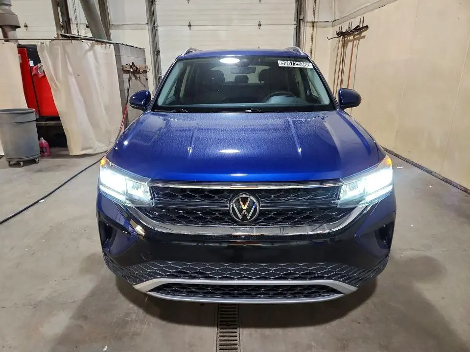 2024 VOLKSWAGEN TAOS SE  