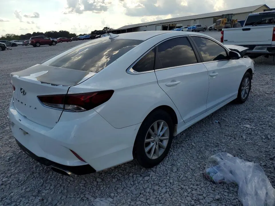 2018 HYUNDAI SONATA SE  