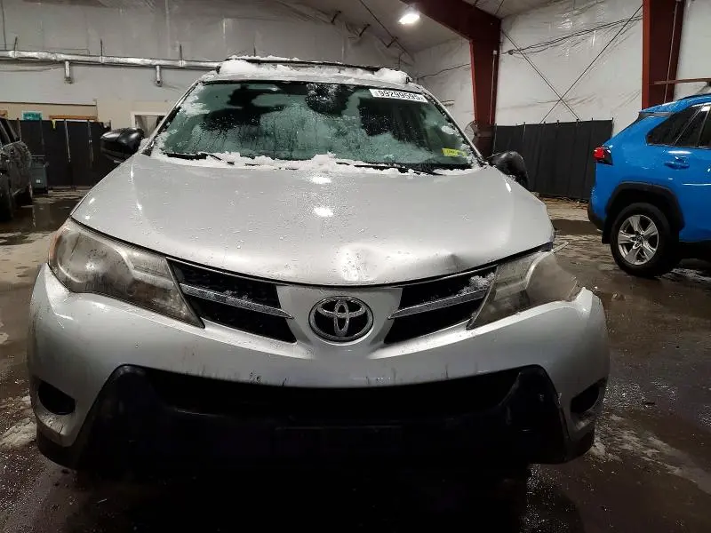 2013 TOYOTA RAV4 LE  