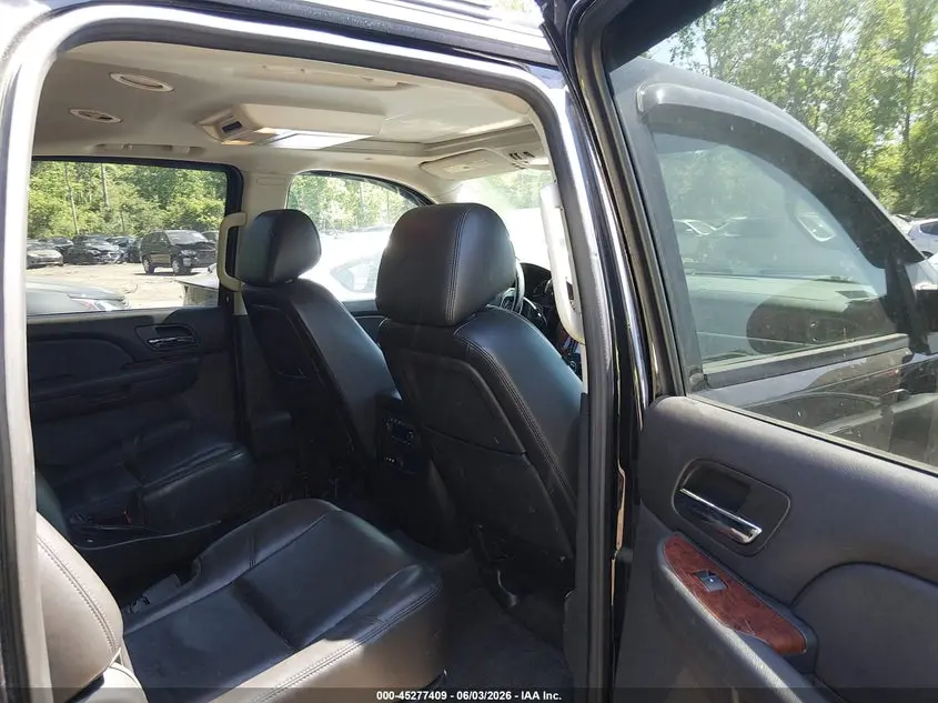 2013 CHEVROLET SUBURBAN 1500 LTZ