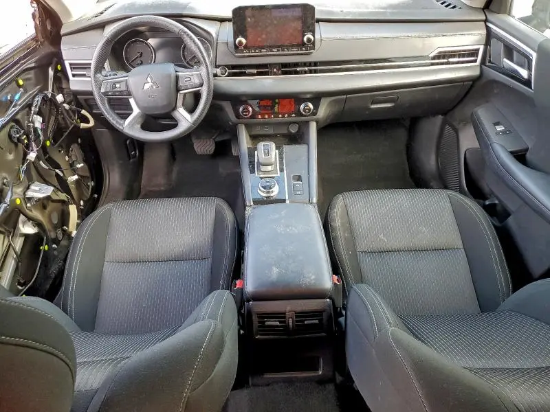 2024 MITSUBISHI OUTLANDER ES  