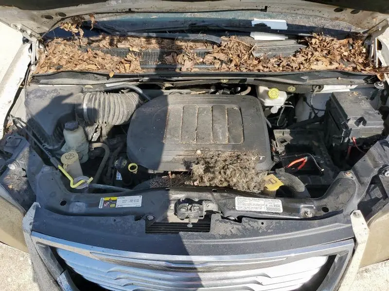 2013 CHRYSLER TOWN & COUNTRY TOURING L  