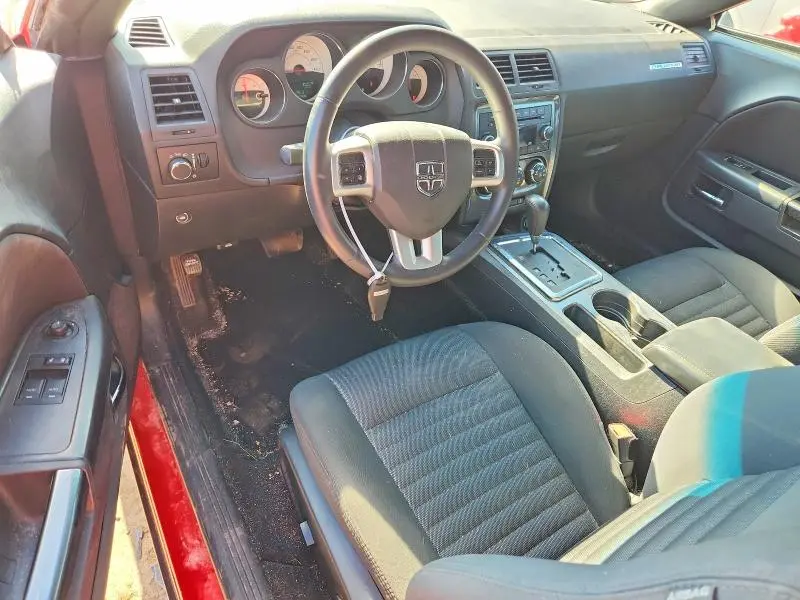 2014 DODGE CHALLENGER SXT  