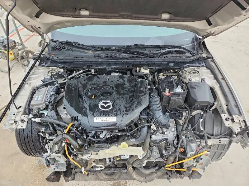2022 MAZDA 3 PREMIUM PLUS  