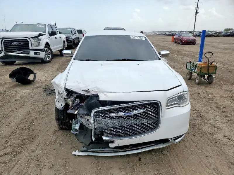 2018 CHRYSLER 300 TOURING  