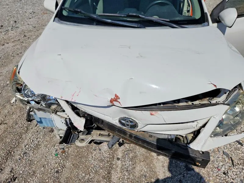 2013 TOYOTA COROLLA L  