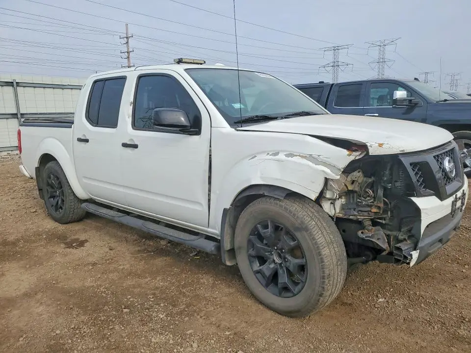 2018 NISSAN FRONTIER SV  