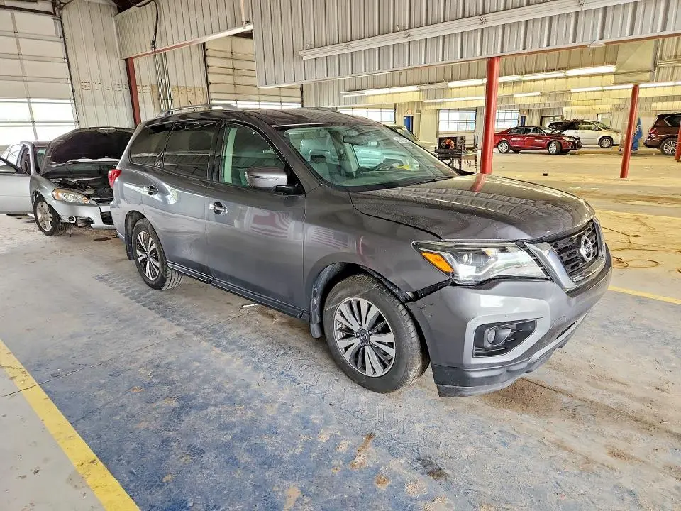 2017 NISSAN PATHFINDER S  