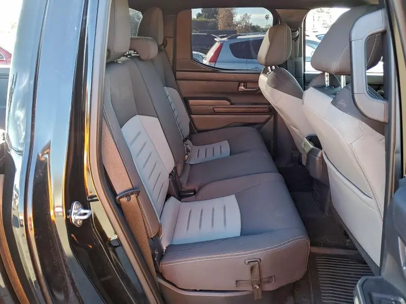 2025 TOYOTA TACOMA DOUBLE CAB  