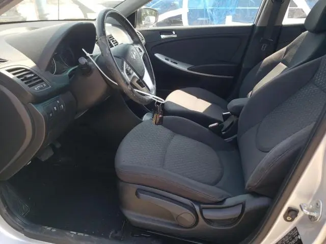 2012 HYUNDAI ACCENT GLS  