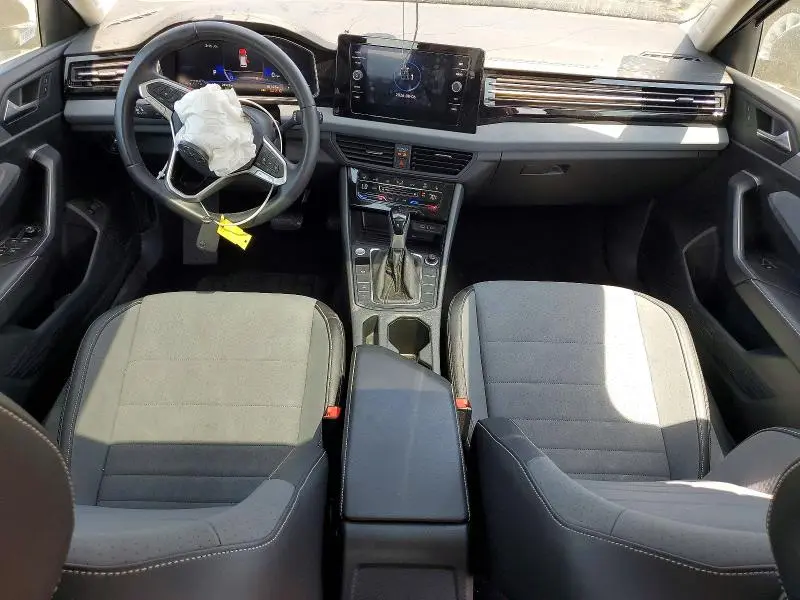 2025 VOLKSWAGEN JETTA SE  