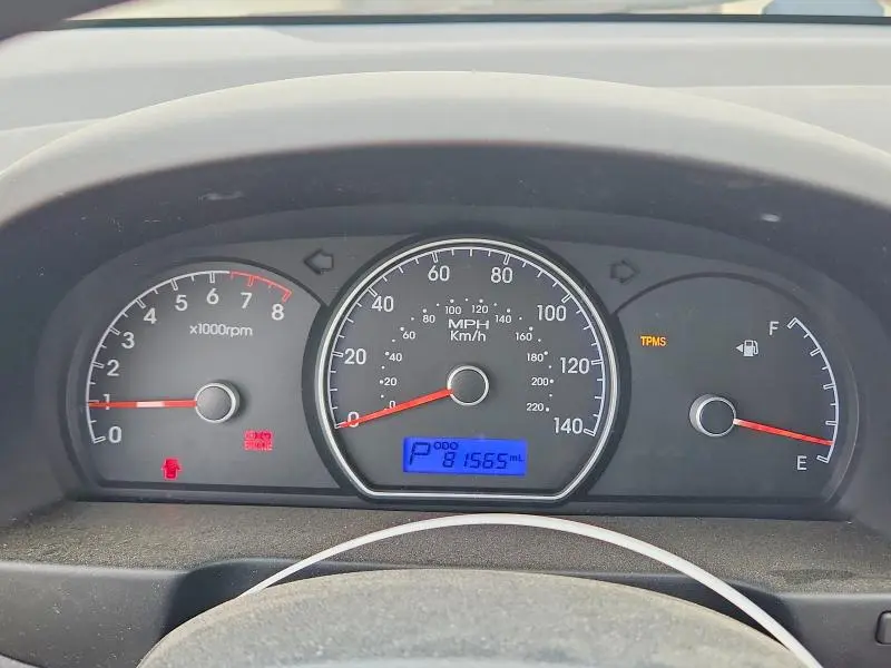 2010 HYUNDAI ELANTRA GLS  