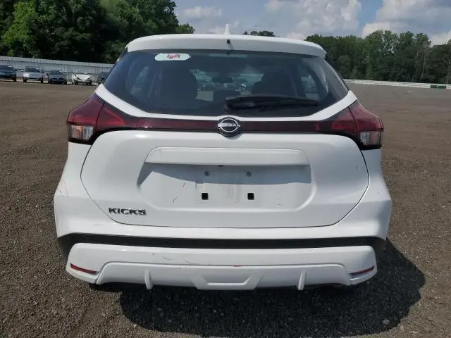 2024 NISSAN KICKS S  