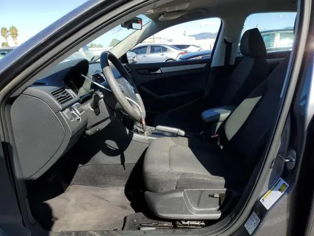 2013 VOLKSWAGEN PASSAT S  