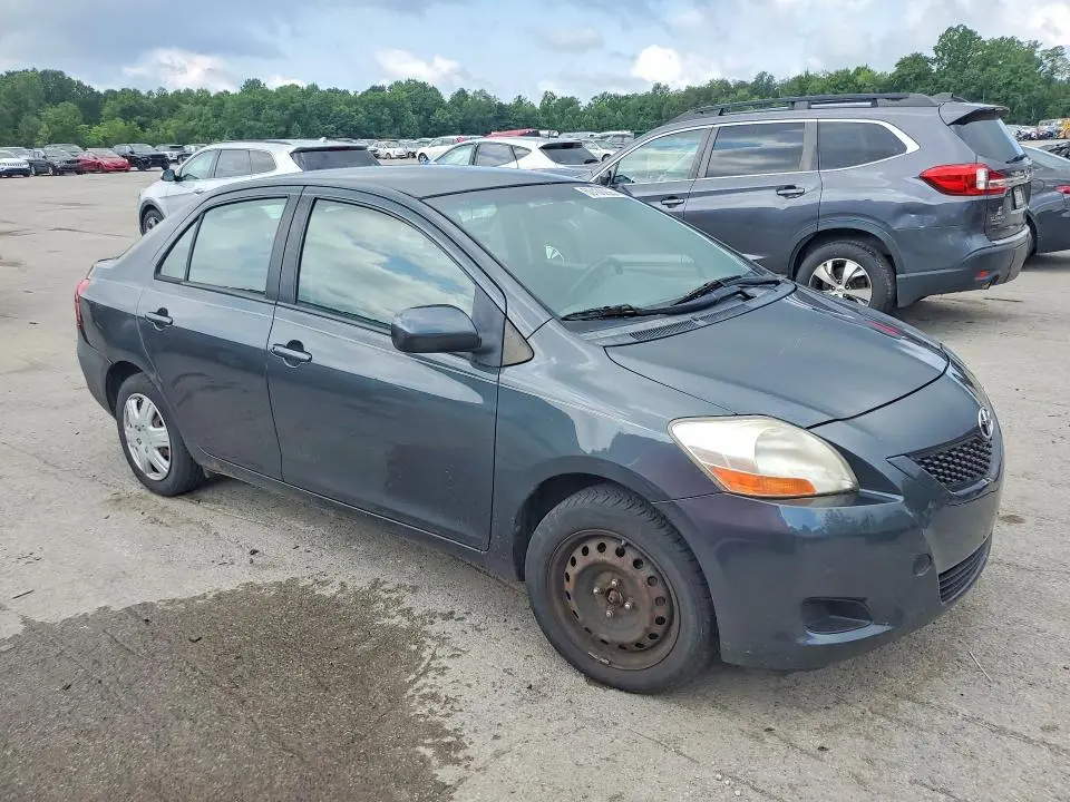 2010 TOYOTA YARIS BASE  