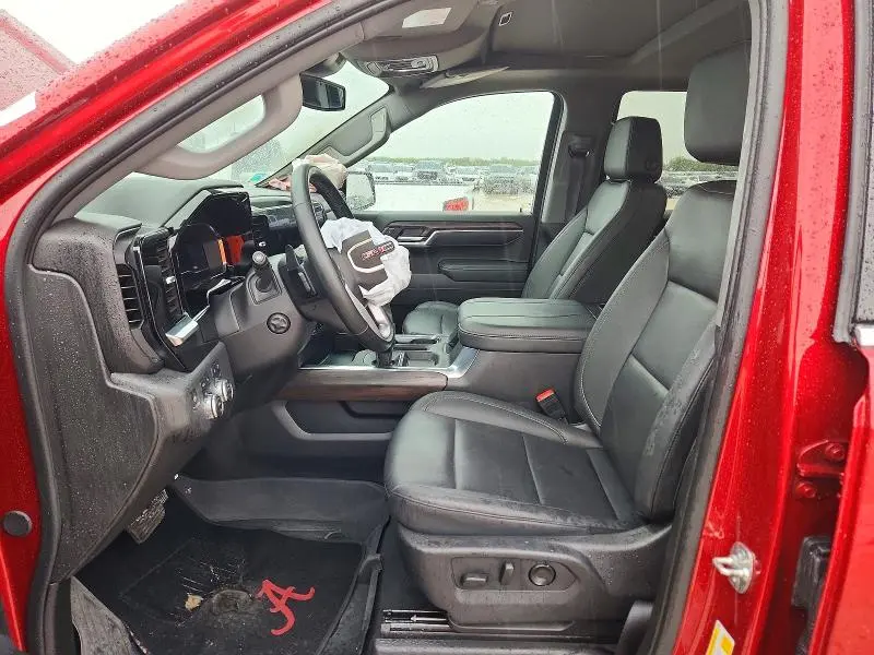 2025 GMC SIERRA K1500 SLT  