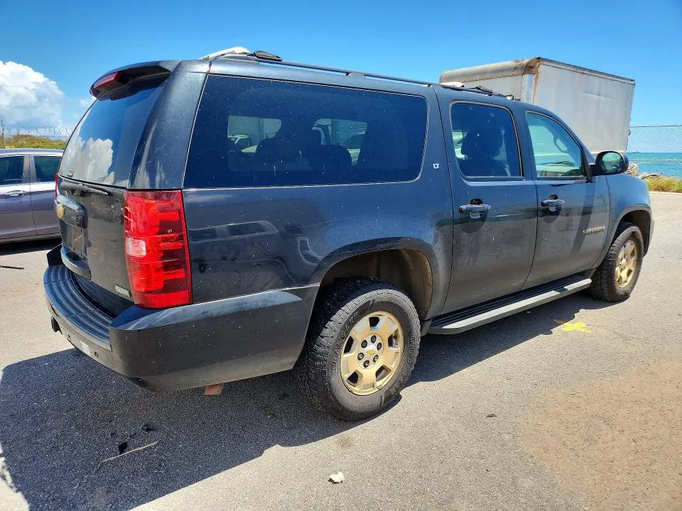 2011 CHEVROLET SUBURBAN K1500 LT  