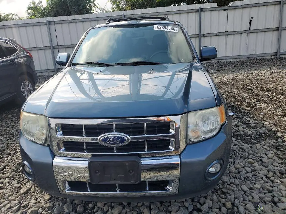 2011 FORD ESCAPE LIMITED  