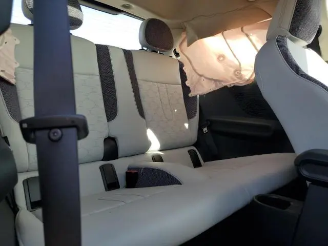 2025 MINI COOPER BASE  