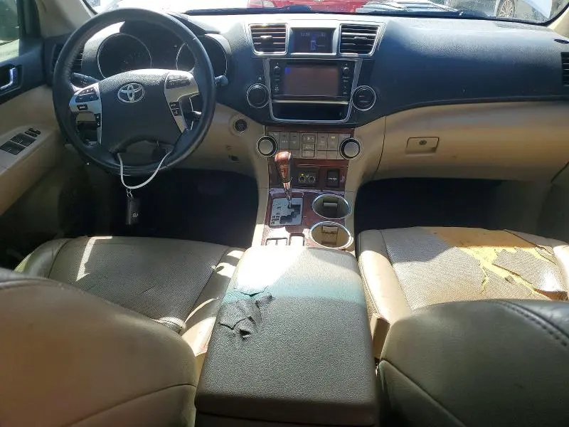 2013 TOYOTA HIGHLANDER LIMITED  
