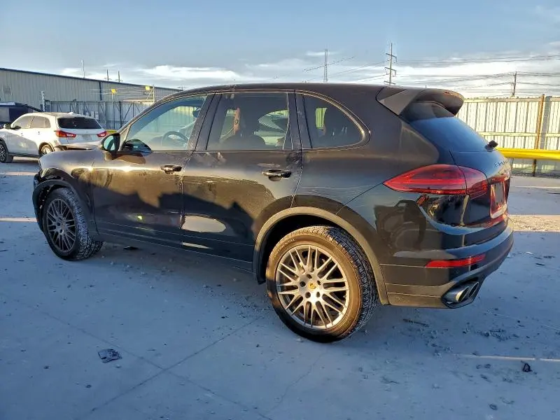 2017 PORSCHE CAYENNE S  