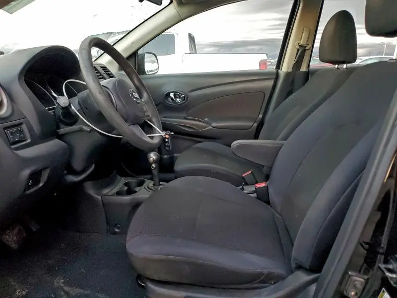 2013 NISSAN VERSA S  