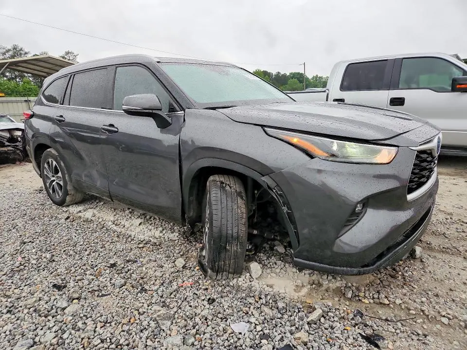 2022 TOYOTA HILNDR HYB   