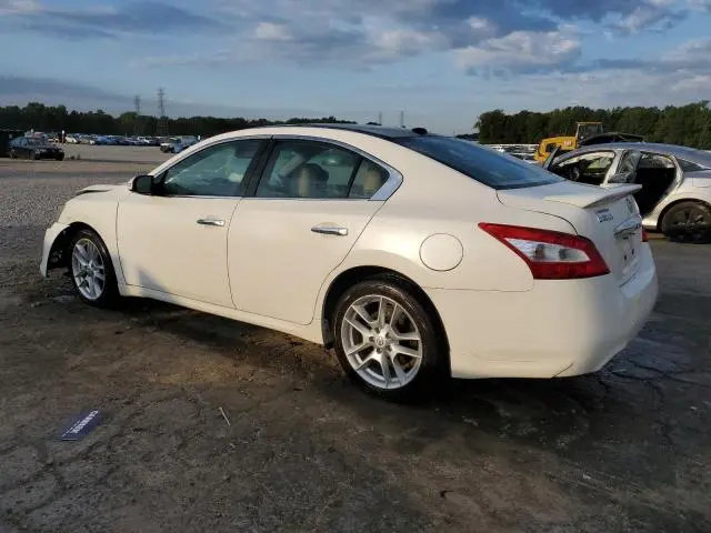 2011 NISSAN MAXIMA S  