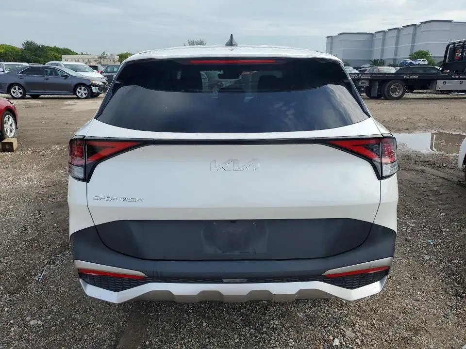 2023 KIA SPORTAGE LX  