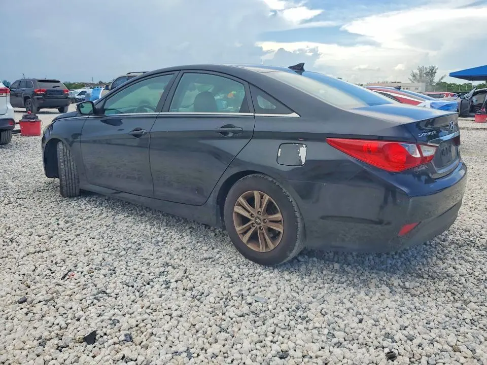 2014 HYUNDAI SONATA GLS  