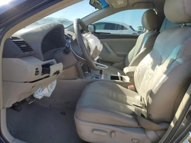 2011 TOYOTA CAMRY SE  