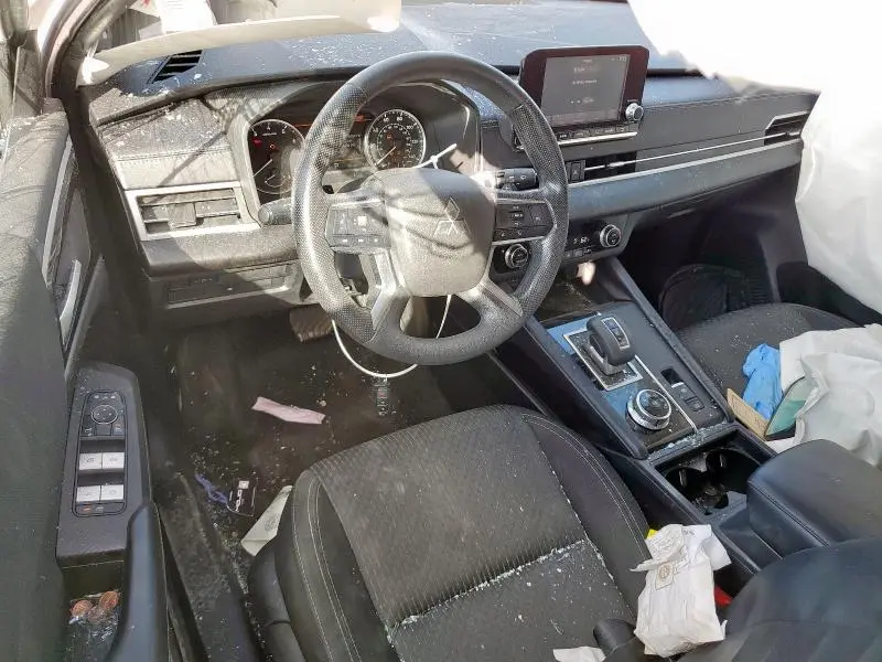 2022 MITSUBISHI OUTLANDER ES