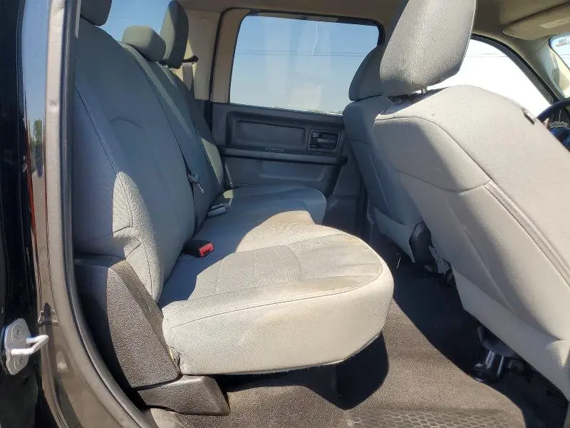 2014 RAM 1500 ST  