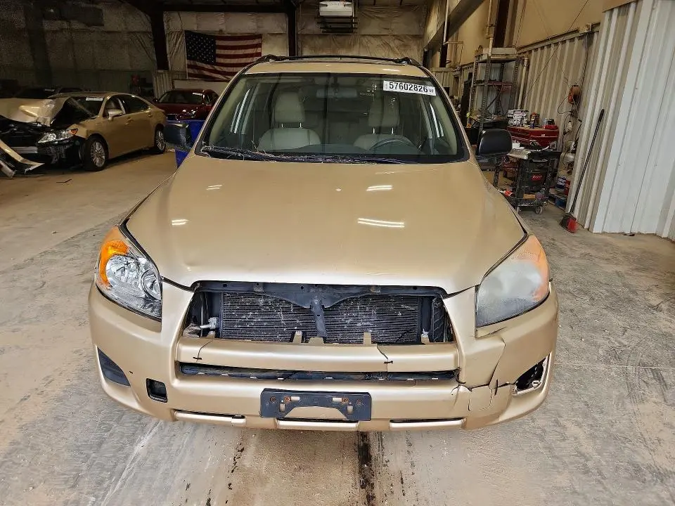 2011 TOYOTA RAV4 BASE  