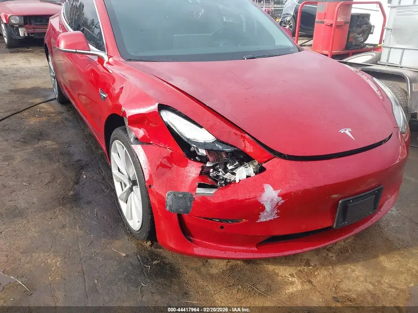 2018 TESLA MODEL 3  