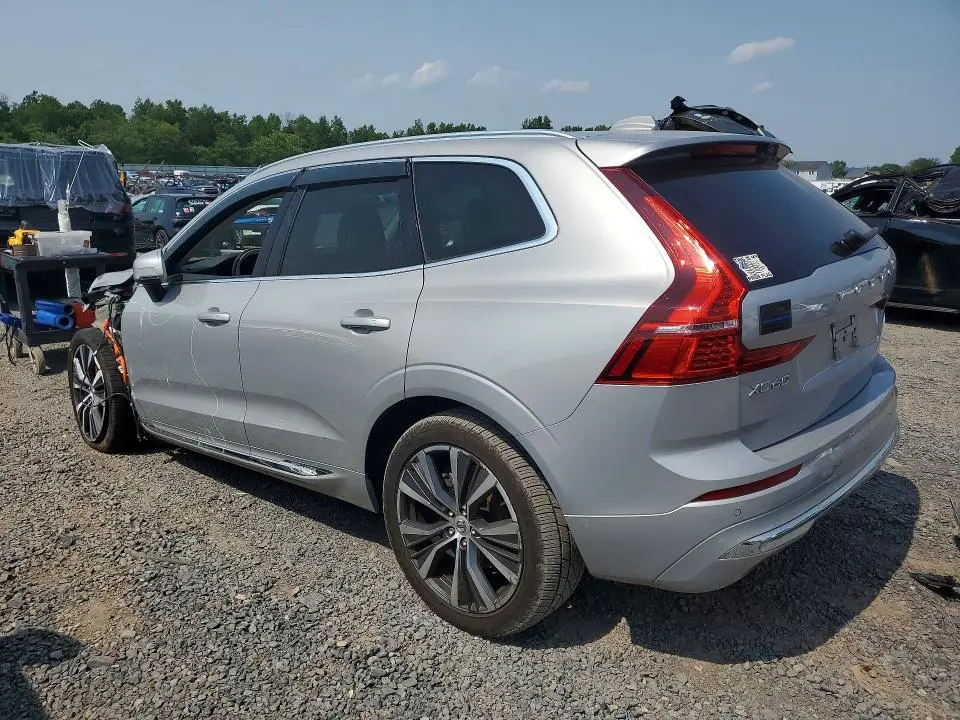 2022 VOLVO XC60 T8 RECHARGE INSCRIPTION EXPRESS  
