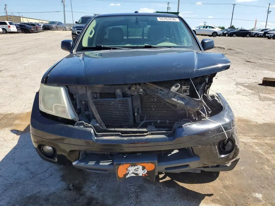 2014 NISSAN FRONTIER S  