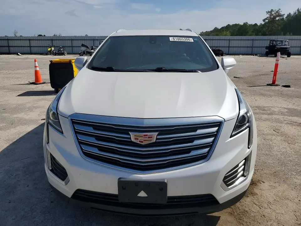 2017 CADILLAC XT5   