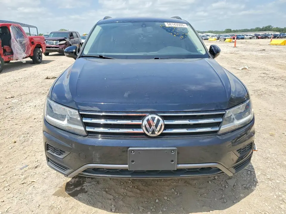 2021 VOLKSWAGEN TIGUAN SE  