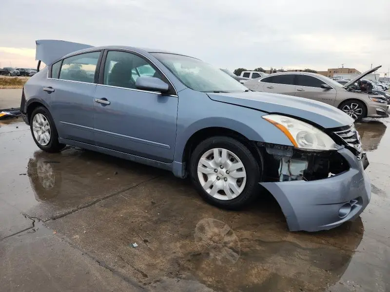 2010 NISSAN ALTIMA BASE  