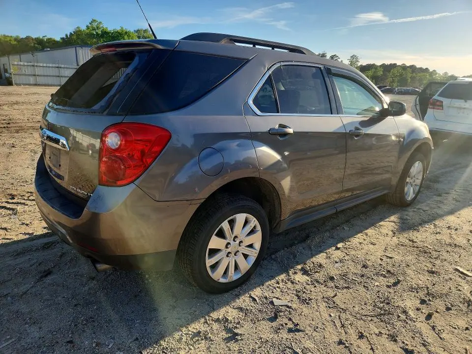 2011 CHEVROLET EQUINOX LT  