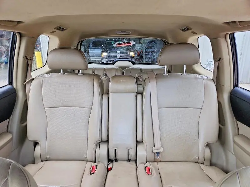2011 TOYOTA HIGHLANDER LIMITED  