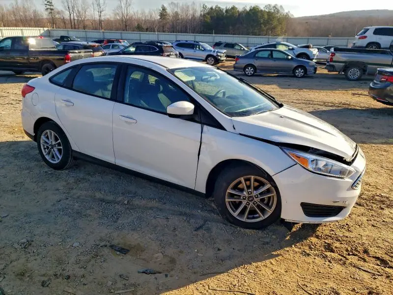 2018 FORD FOCUS SE  