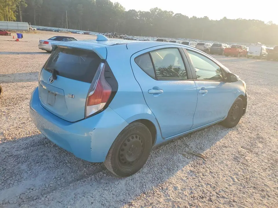 2015 TOYOTA PRIUS C ONE  
