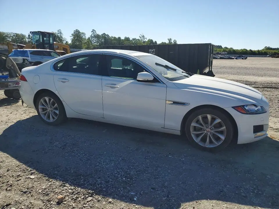 2019 JAGUAR XF PREMIUM  