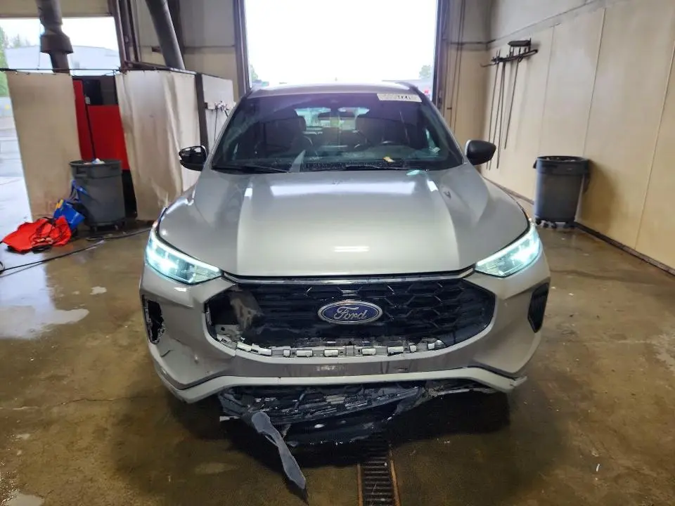 2024 FORD ESCAPE ST LINE  