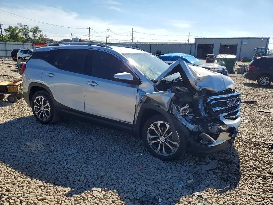 2019 GMC TERRAIN SLT  
