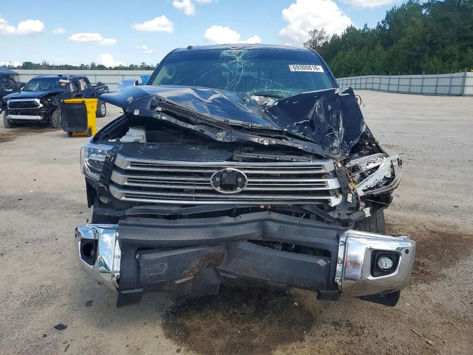 2018 TOYOTA TUNDRA DOUBLE CAB LIMITED  