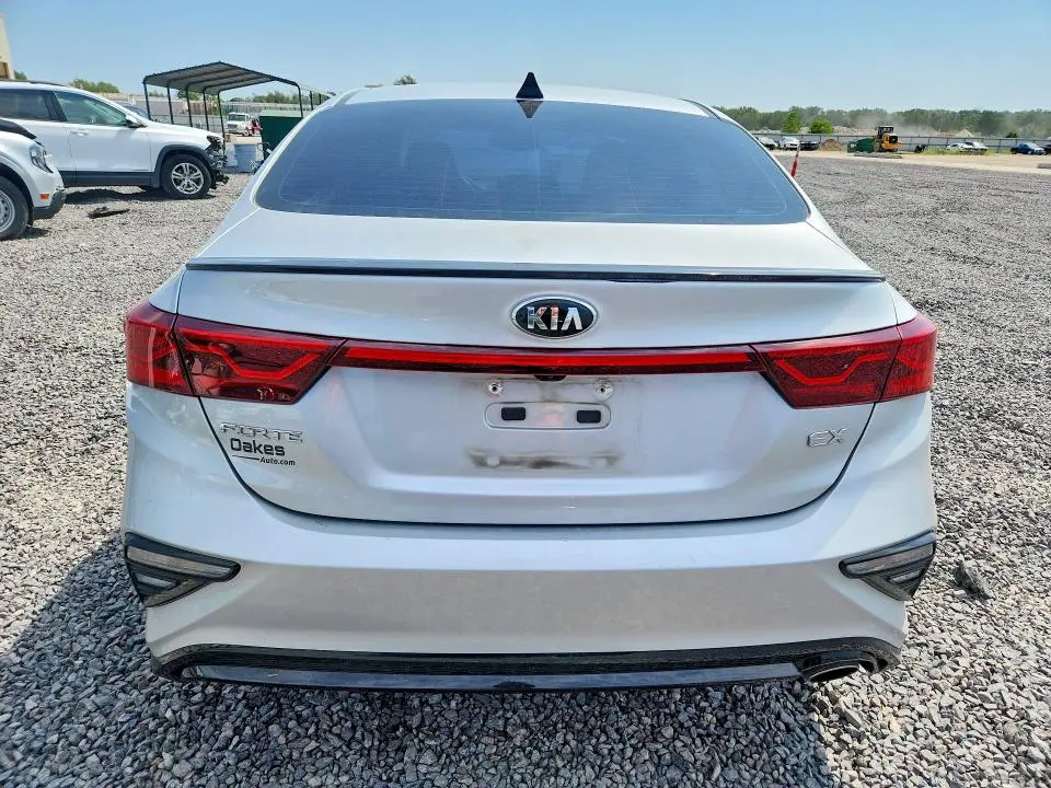 2020 KIA FORTE EX  