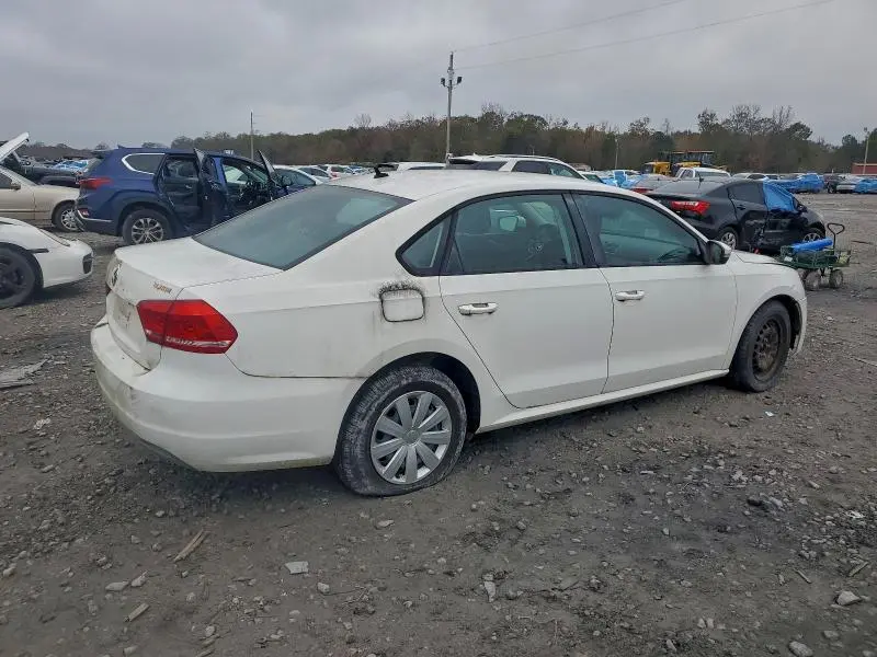 2013 VOLKSWAGEN PASSAT S  
